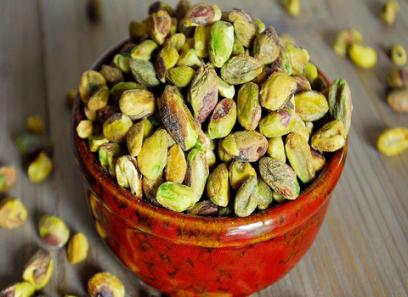 pistacia atlantica with complete explanations and familiarization 1 .